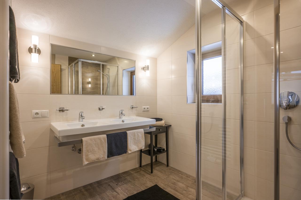 Hof Neuhaus Apartment Mayrhofen Ngoại thất bức ảnh